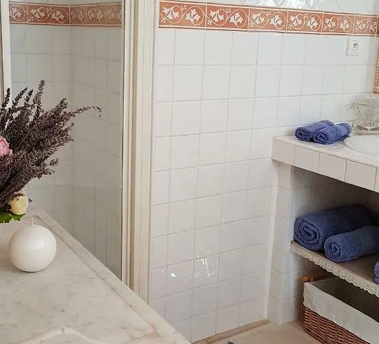 Provence Dodo Bed & Breakfast